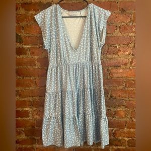 Urban Outfitters size L periwinkle floral dress
